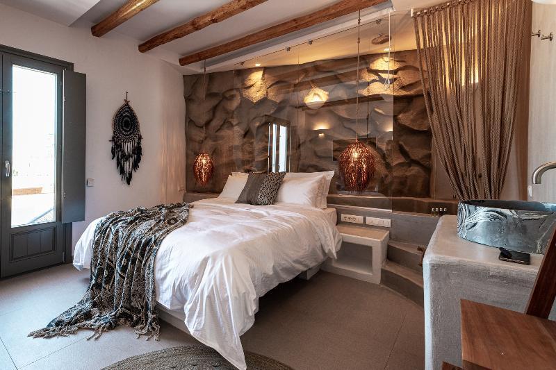 Bohemian Luxury Boutique Hotel, Adults Only Науса Екстериор снимка